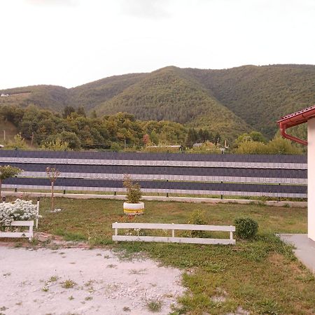 Apartman Visoko-Oaza Mira Экстерьер фото