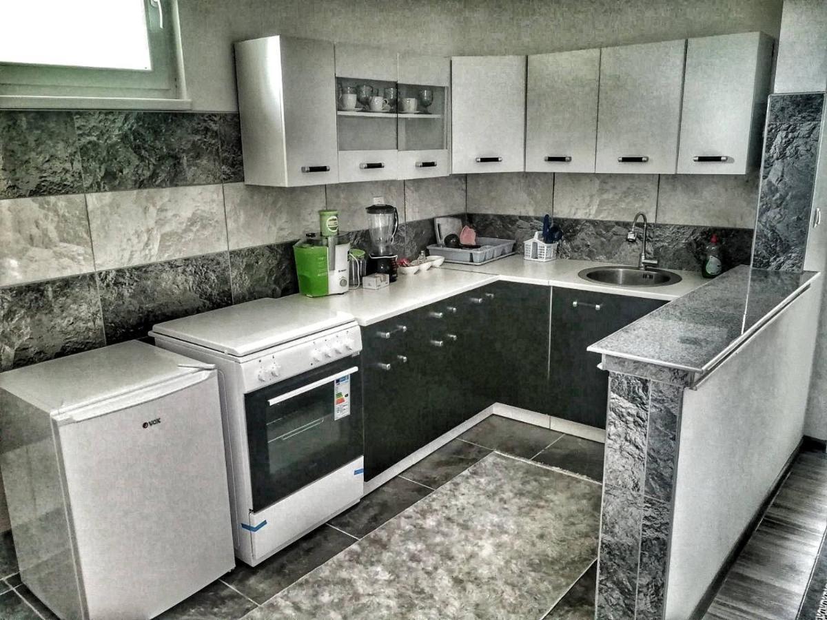 Apartman Visoko-Oaza Mira Экстерьер фото