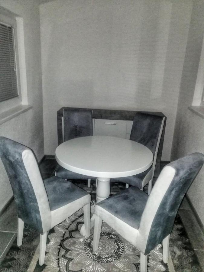 Apartman Visoko-Oaza Mira Экстерьер фото