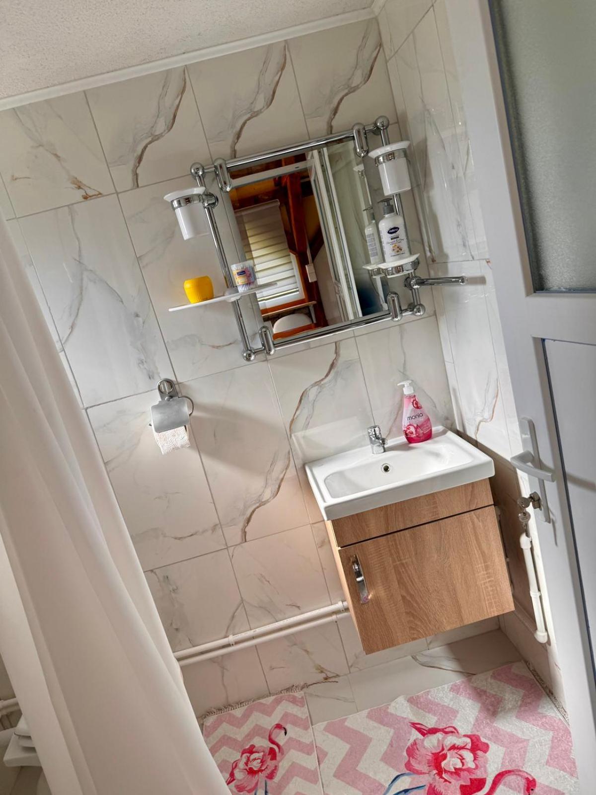 Apartman Visoko-Oaza Mira Экстерьер фото