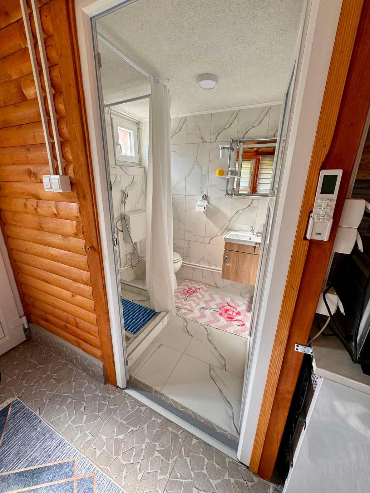 Apartman Visoko-Oaza Mira Экстерьер фото